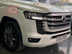 تۆیۆتا لاند کروزەر